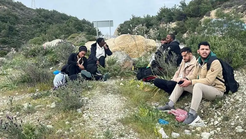 Düzensiz Göçmen Operasyonları: İki İlde 20 Yakalama Gerçekleşti!