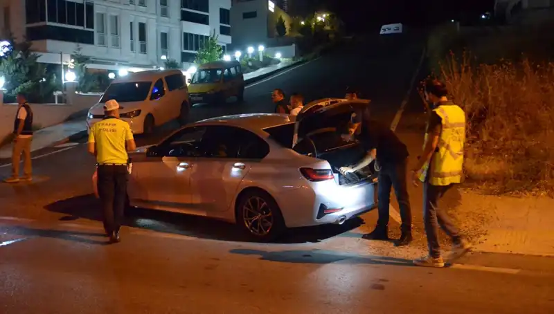 Edirne'de Denetimleri Aşmak İçin Kaçan Şahıslara Gözaltı İşlemi Yapıldı